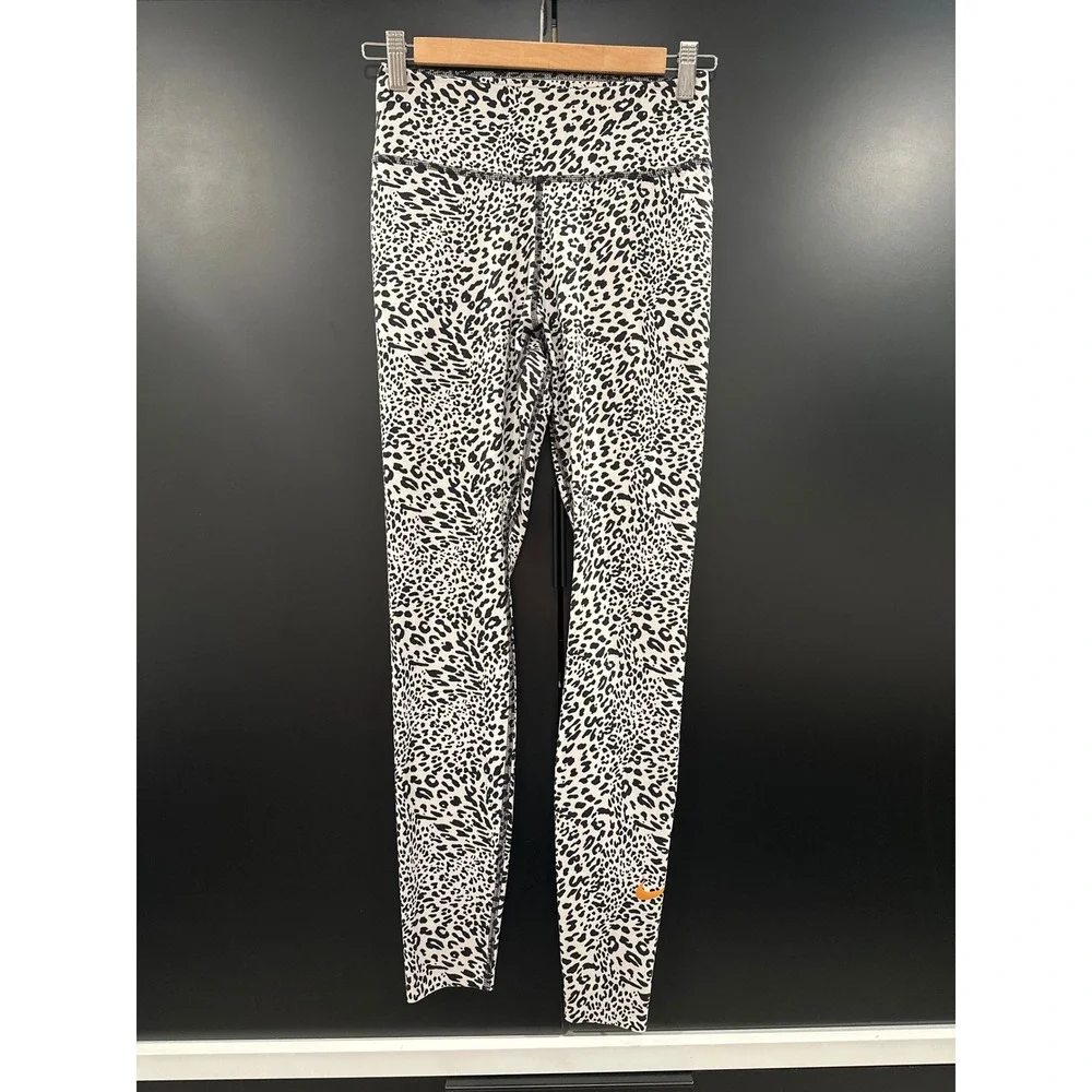 Nike Dri-FIT‎ One-Luxe Women Leopard Print High Waisted Leggings Small